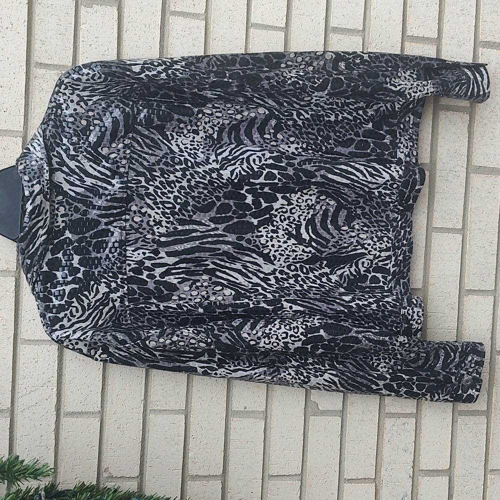 Choices Jacket - Picture 8 of 9